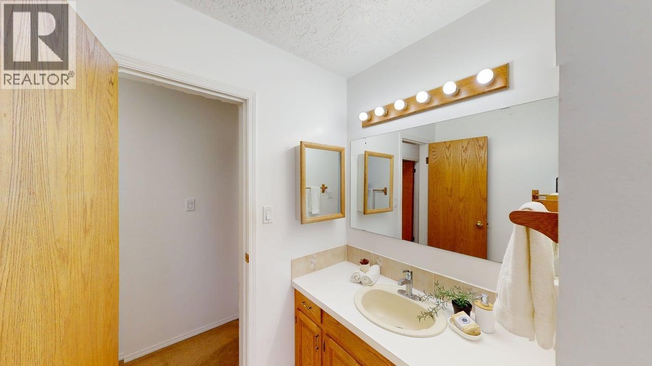 10608 104 STREET - 29