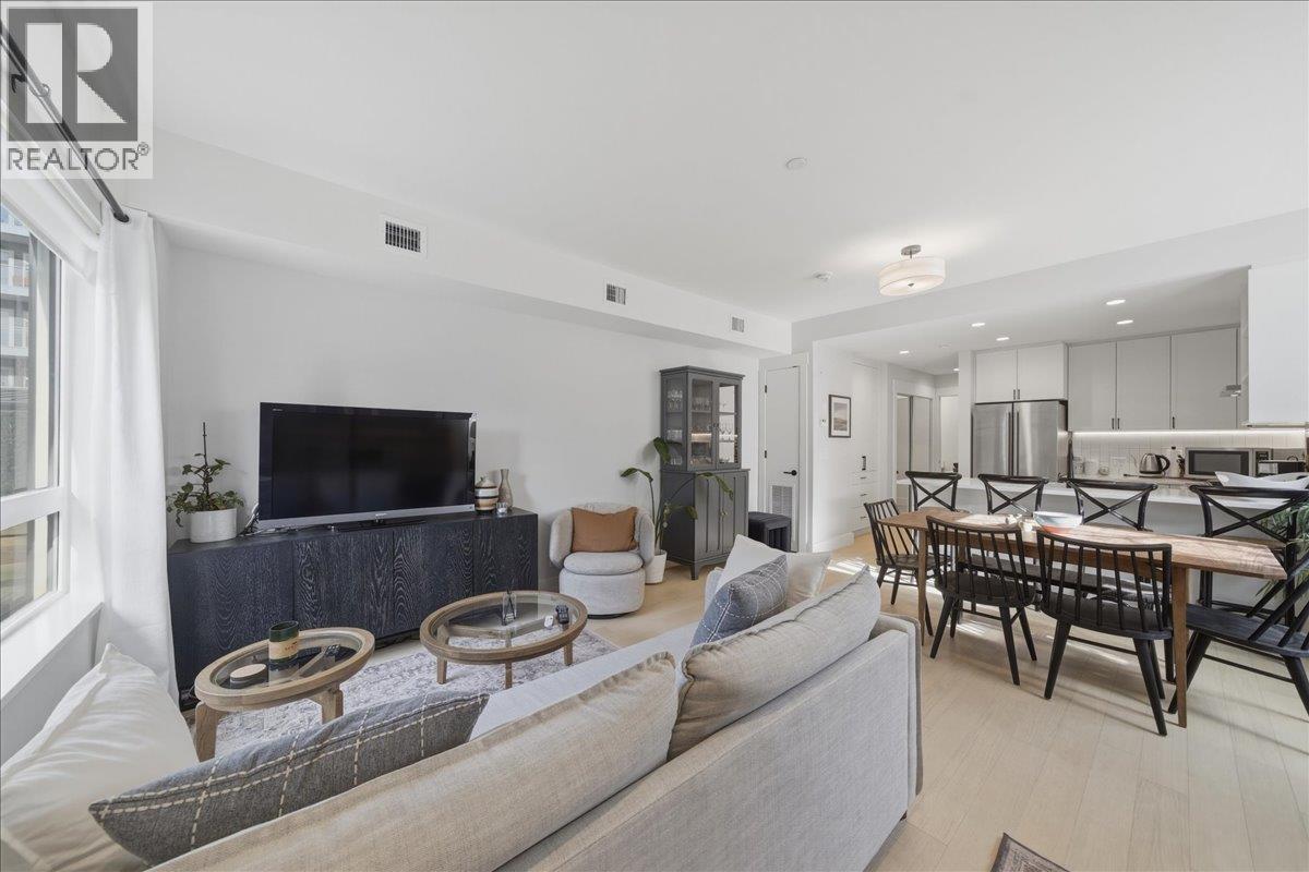 123 12040 PLAZA STREET, Maple Ridge