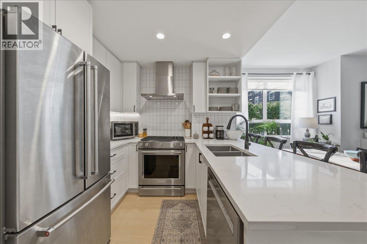 123 12040 PLAZA STREET, Maple Ridge