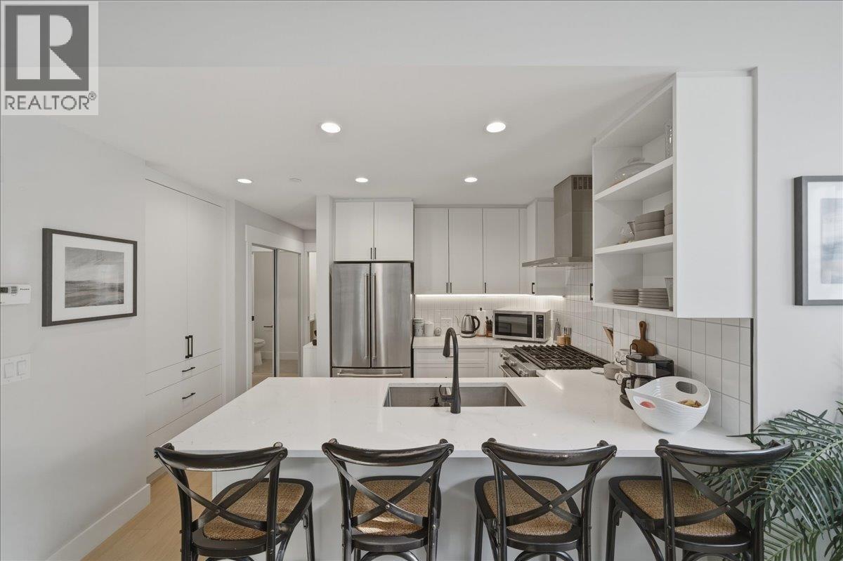 123 12040 PLAZA STREET, Maple Ridge