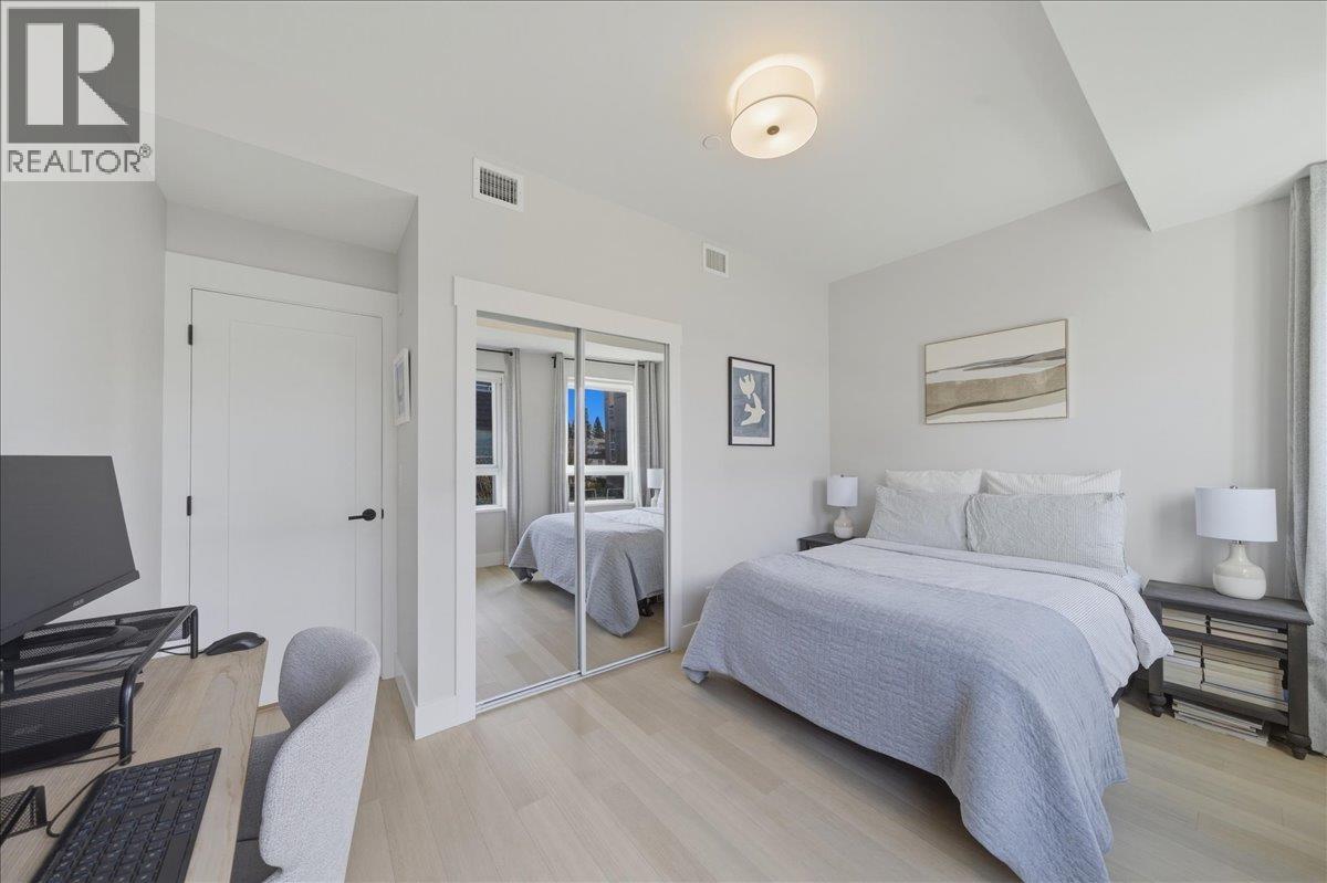 123 12040 PLAZA STREET, Maple Ridge