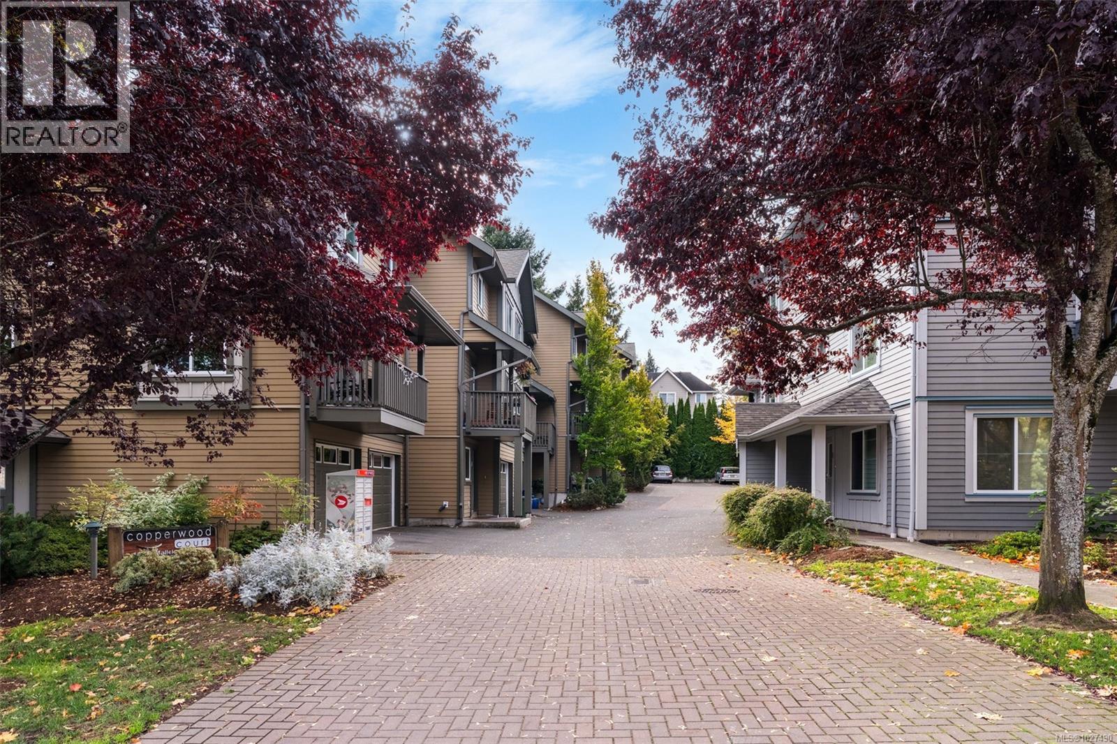 #3 1405 Mallek Cres - 1