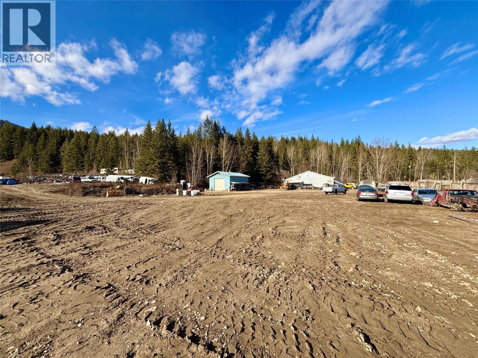 4751 5th Avenue SW, Salmon Arm