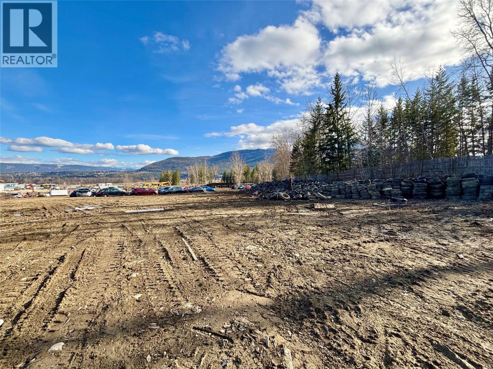 4751 5th Avenue SW, Salmon Arm
