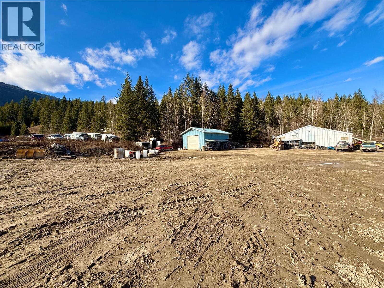 4751 5th Avenue SW, Salmon Arm