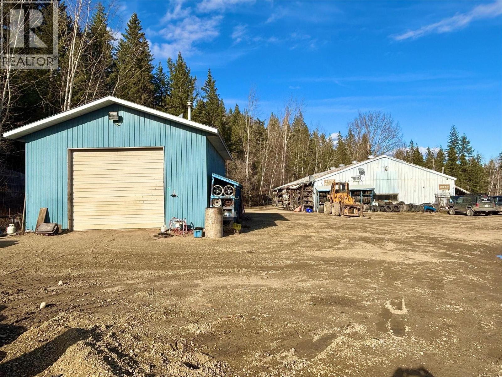 4751 5th Avenue SW, Salmon Arm