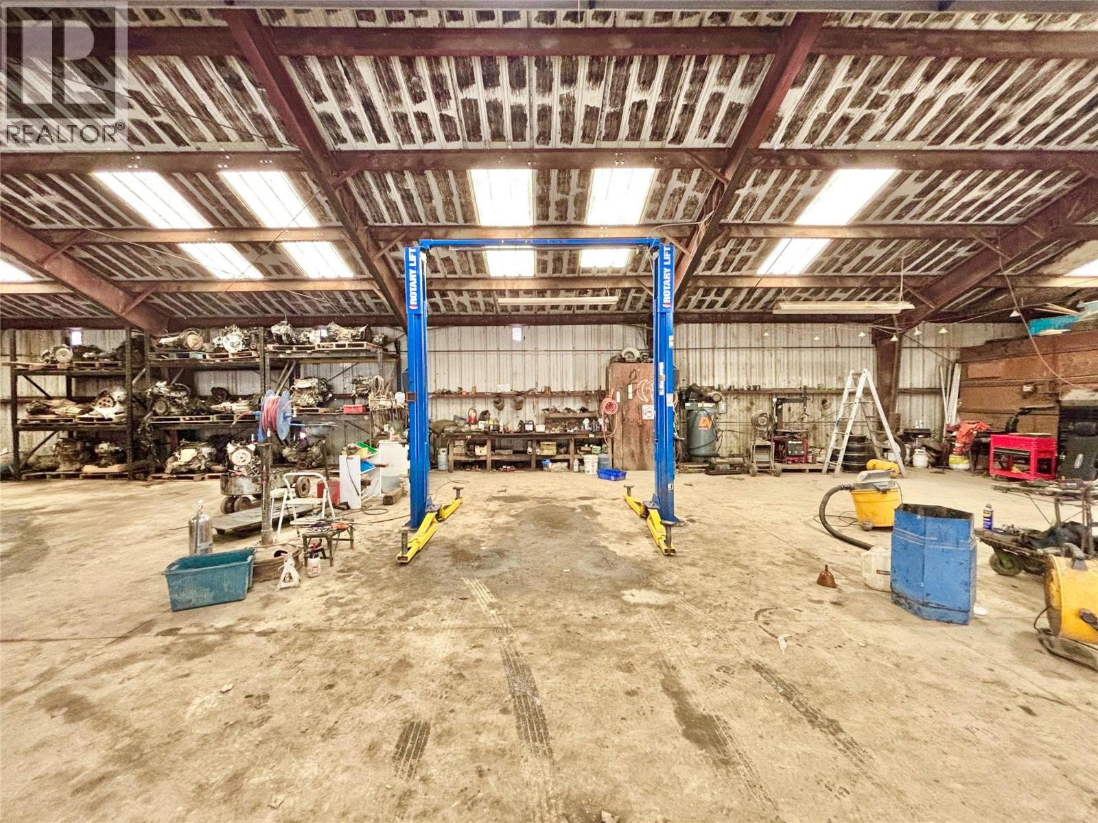 4751 5th Avenue SW, Salmon Arm