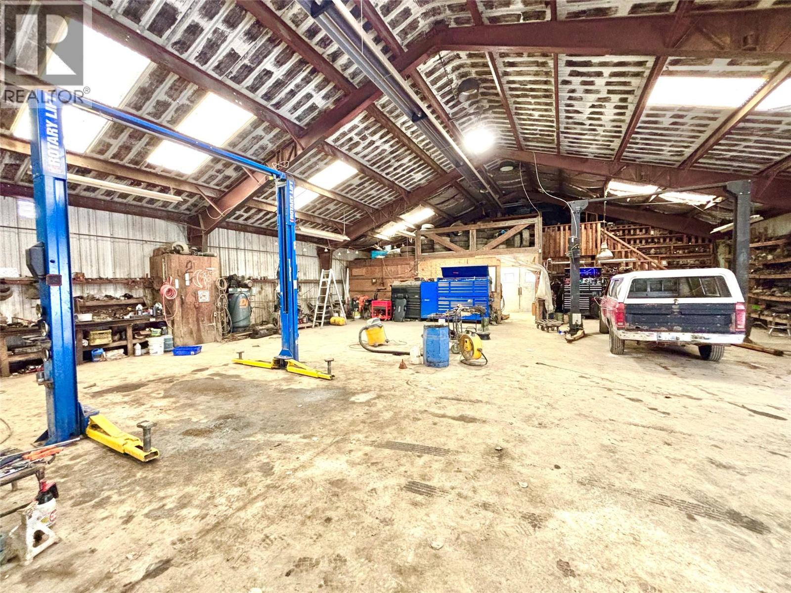 4751 5th Avenue SW, Salmon Arm