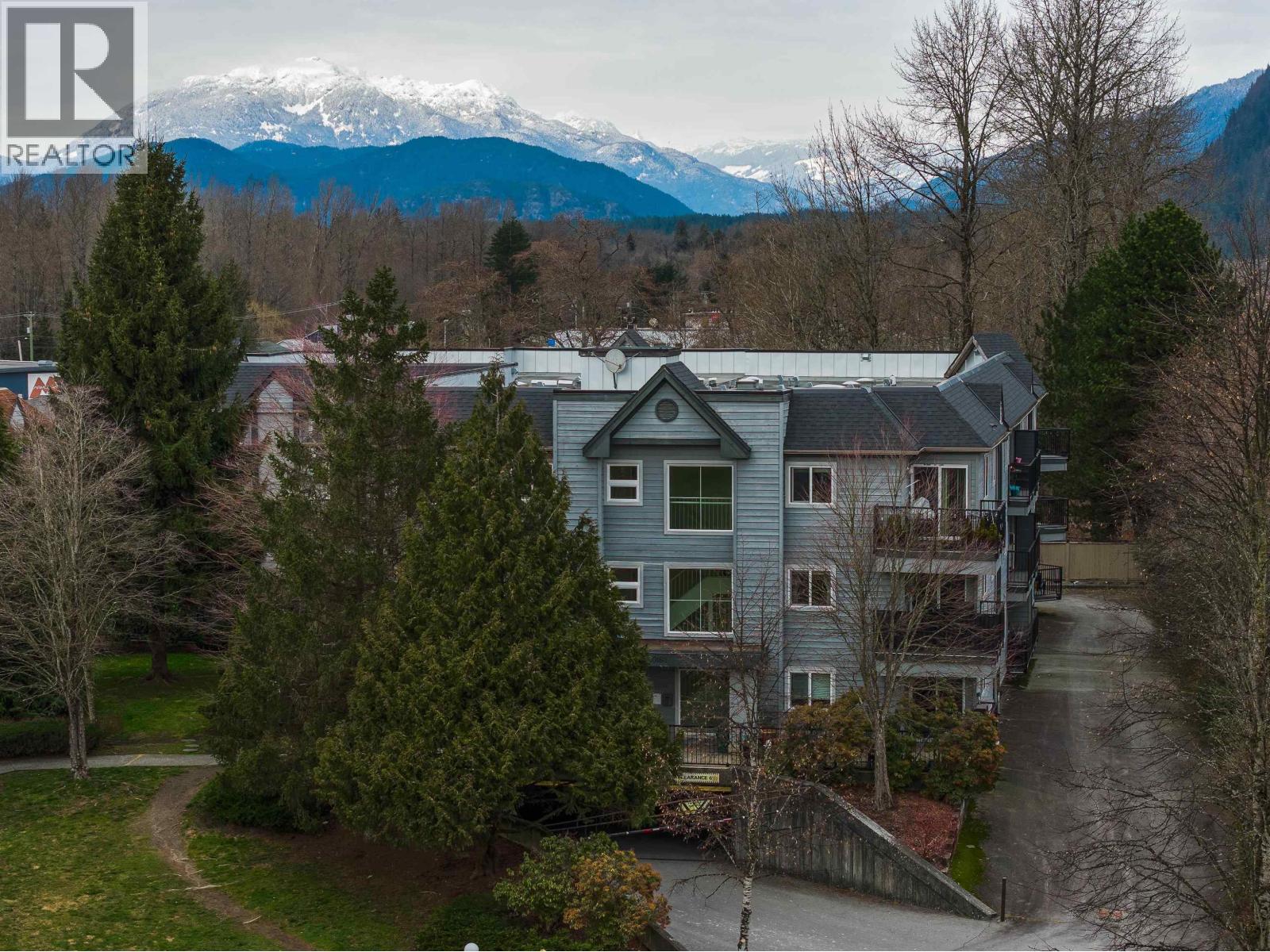 E309 40180 WILLOW CRESCENT, Squamish