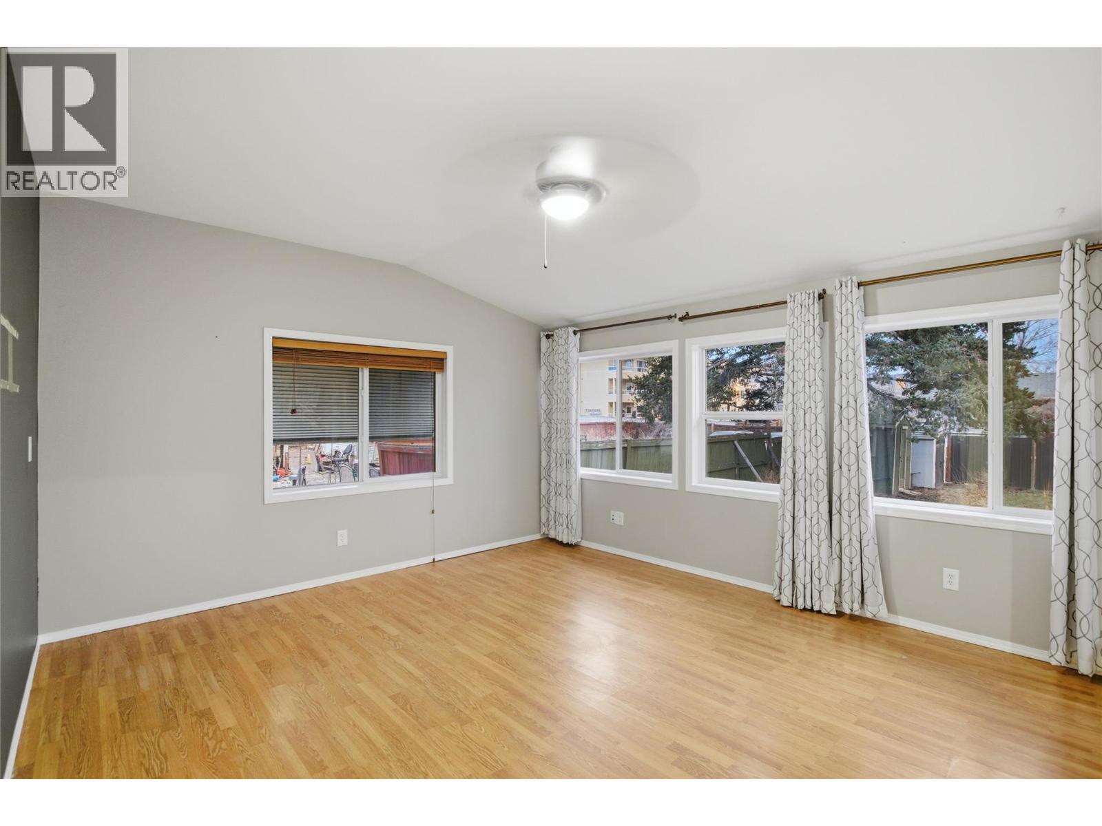 223 Nelson Avenue - 27