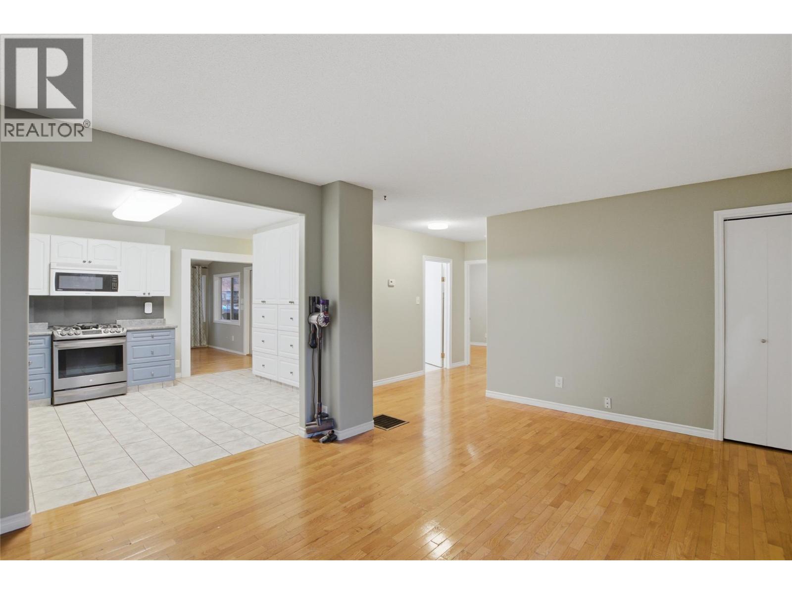 223 Nelson Avenue - 23