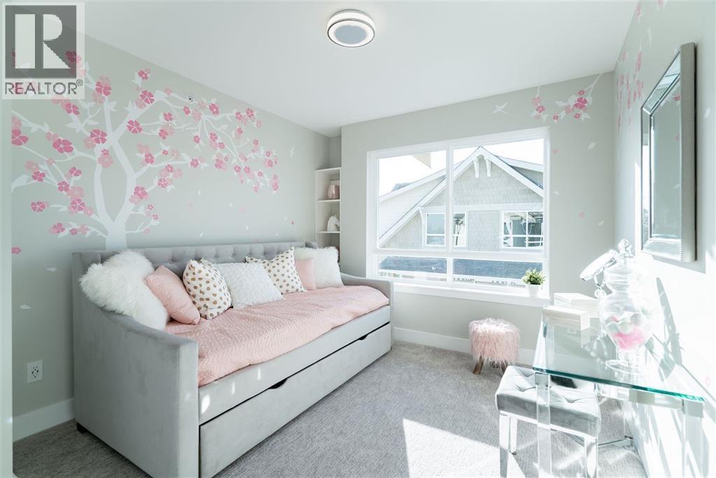 1X 430 DUNCAN, New Westminster