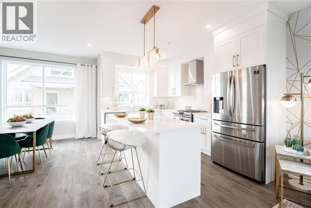 1X 430 DUNCAN, New Westminster