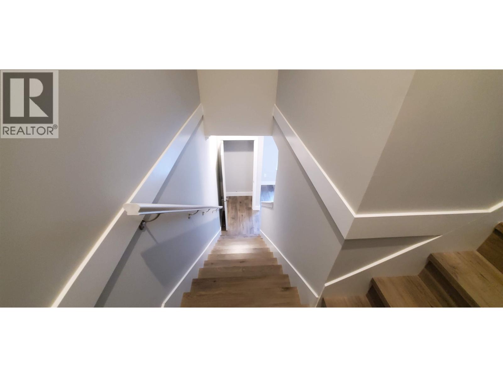 1X 430 DUNCAN, New Westminster