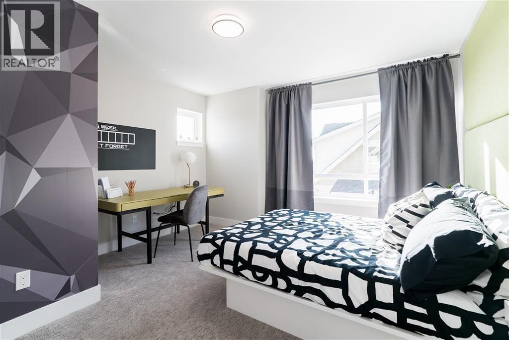 1X 430 DUNCAN, New Westminster