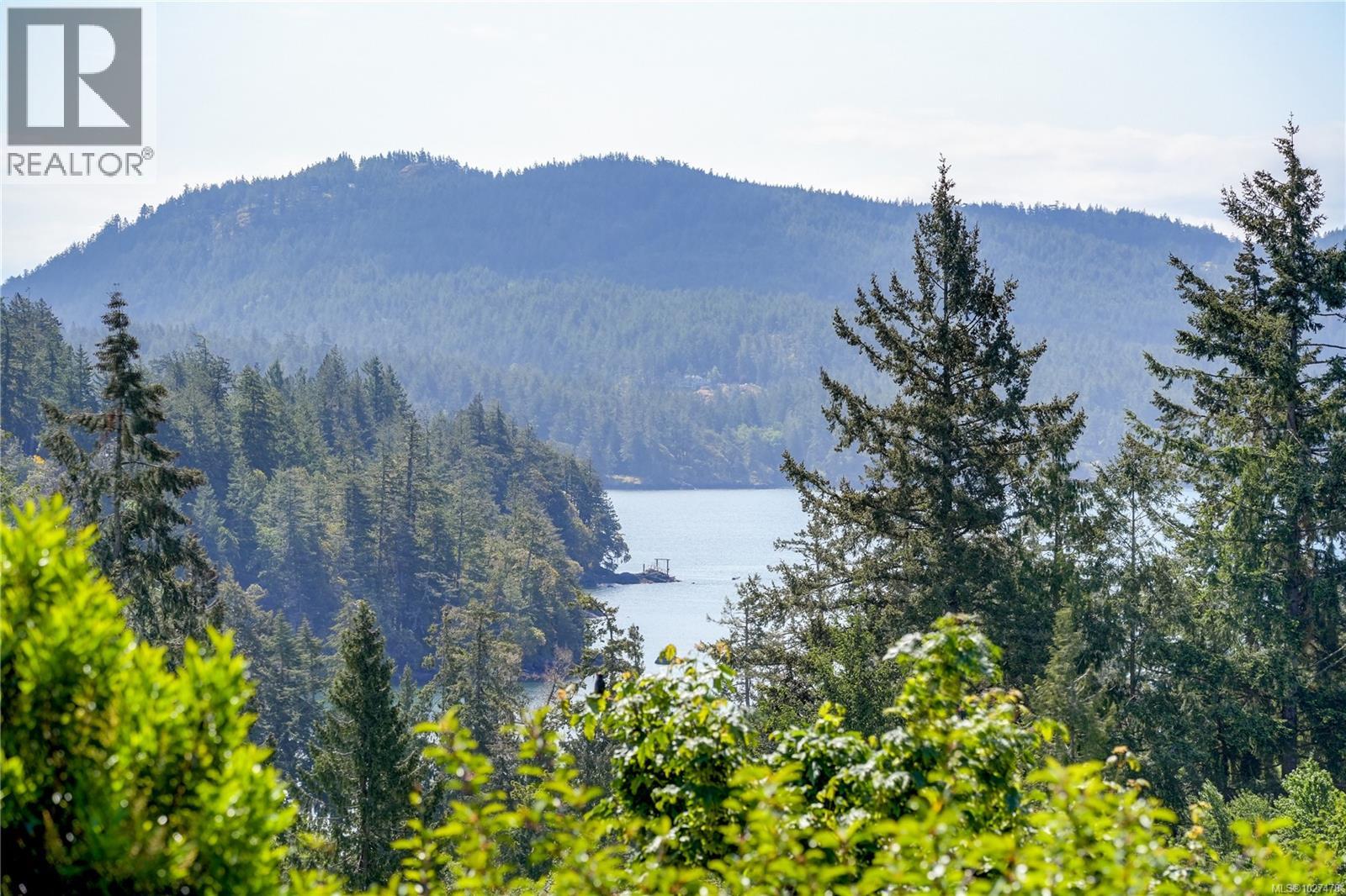 2056 Gladys Pl, Sooke