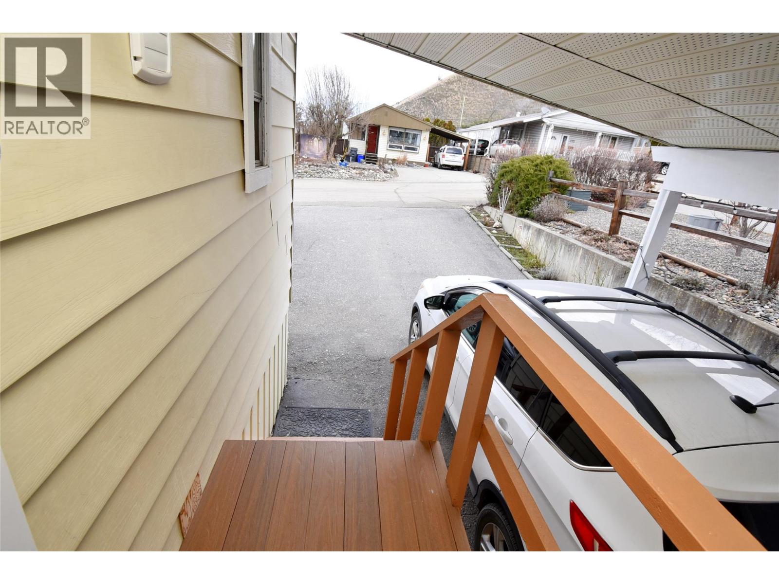 578 Guildford Court, Vernon