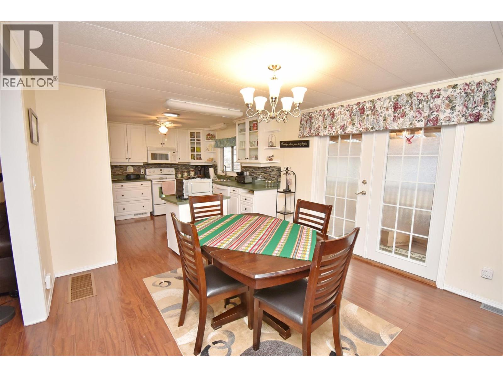 578 Guildford Court, Vernon