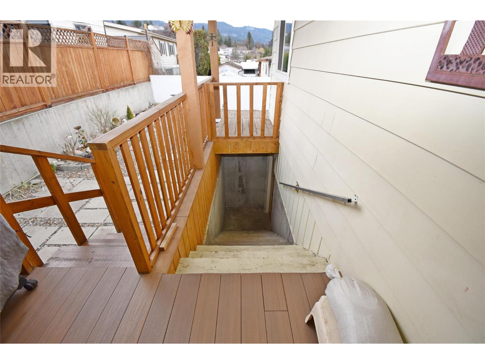 578 Guildford Court, Vernon