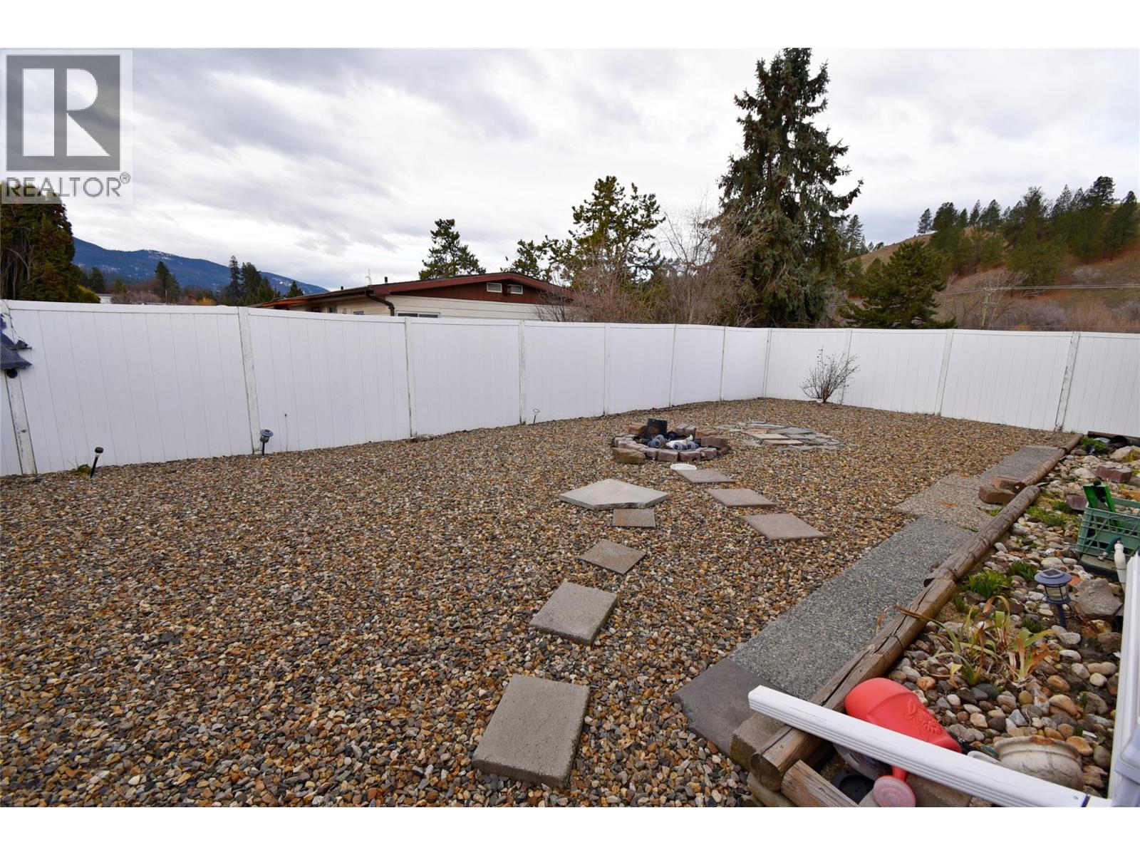 578 Guildford Court, Vernon