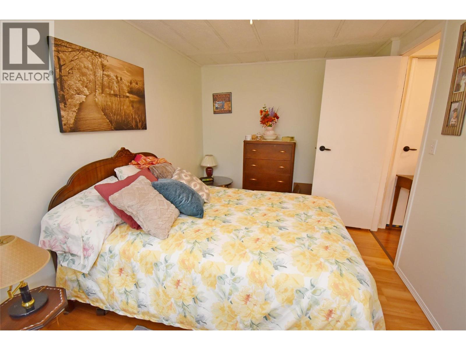 578 Guildford Court, Vernon