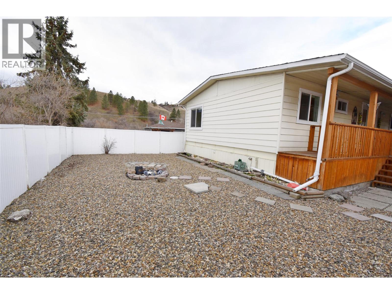 578 Guildford Court, Vernon