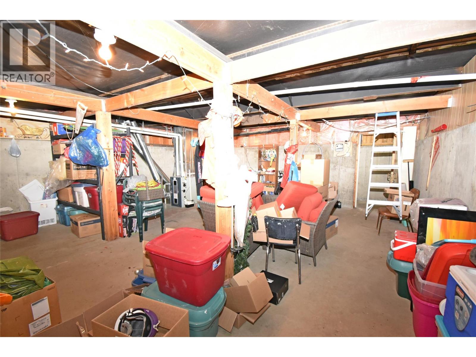 578 Guildford Court, Vernon