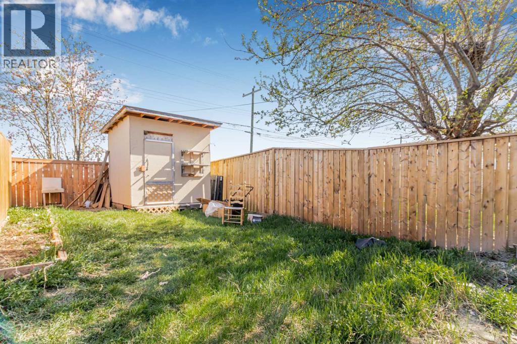 Single Family House Bungalow for Sale in  Penbrooke Close SE Penbrooke Meadows Calgary 