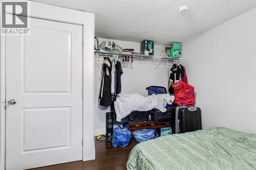 183 PENBROOKE CLOSE SE - 29