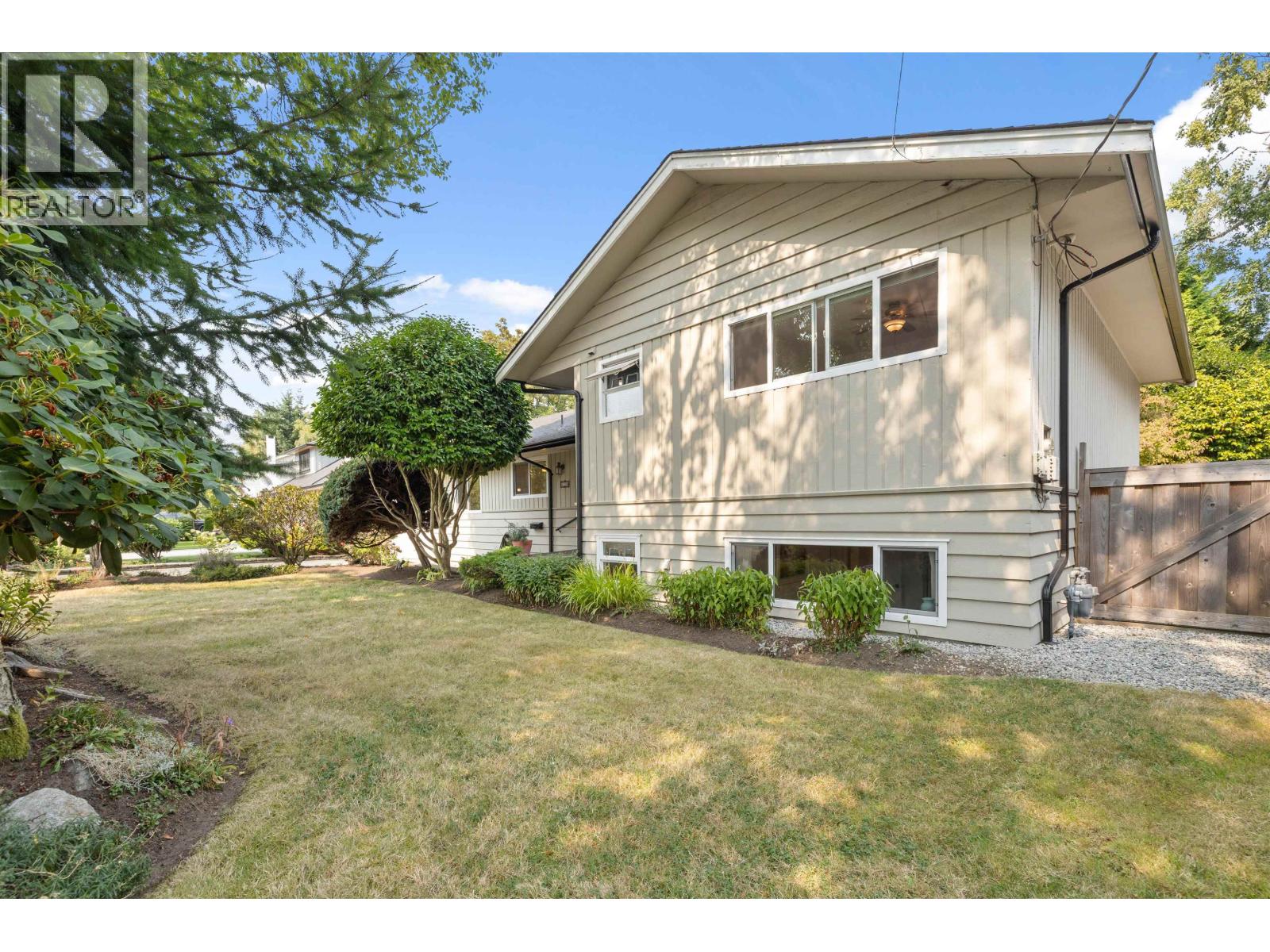 5259 12 AVENUE - Photo 2 of 34, Delta, British Columbia