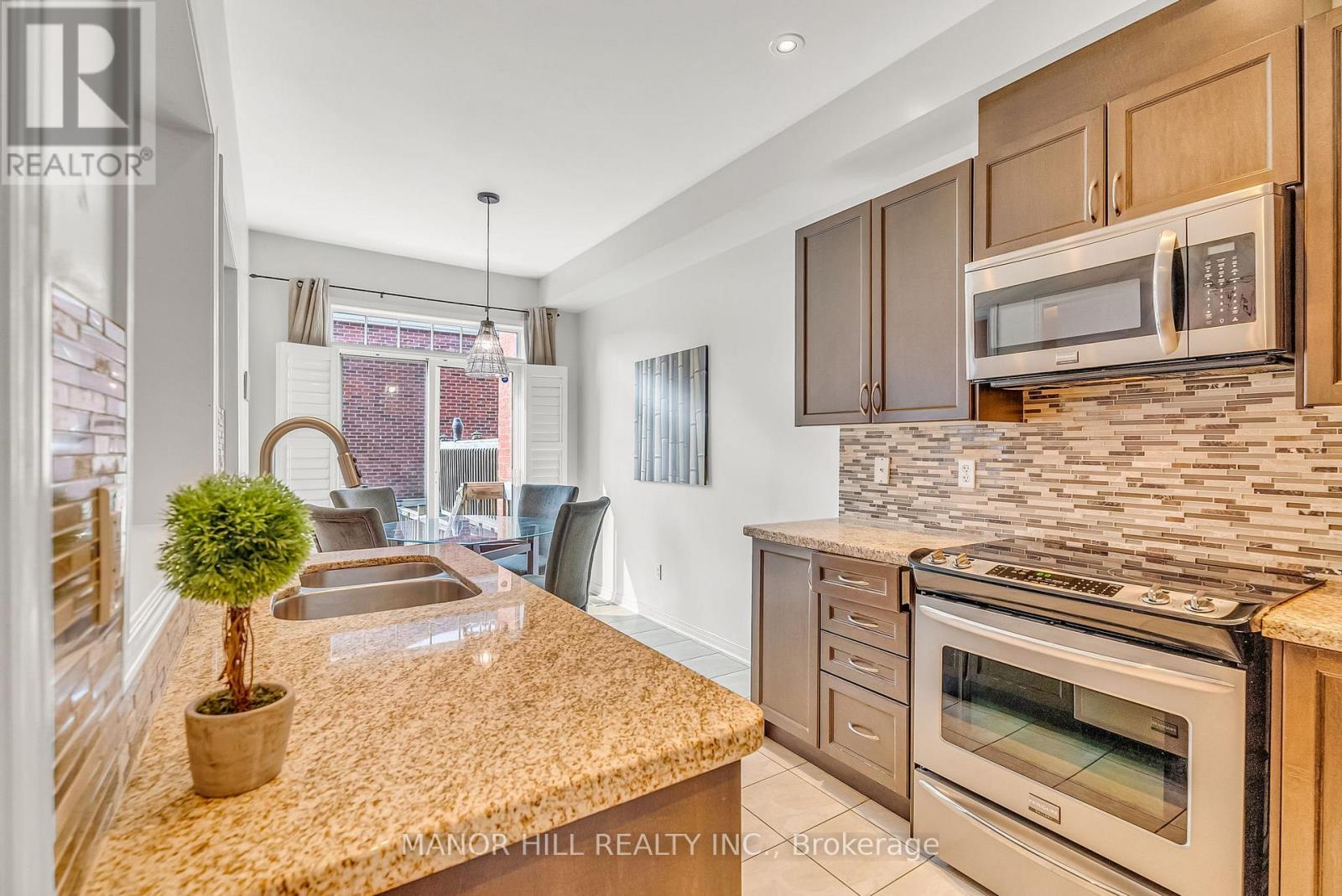 Single Family House for Sale in  BIG HILL CRESCENT Vaughan (Patterson) 