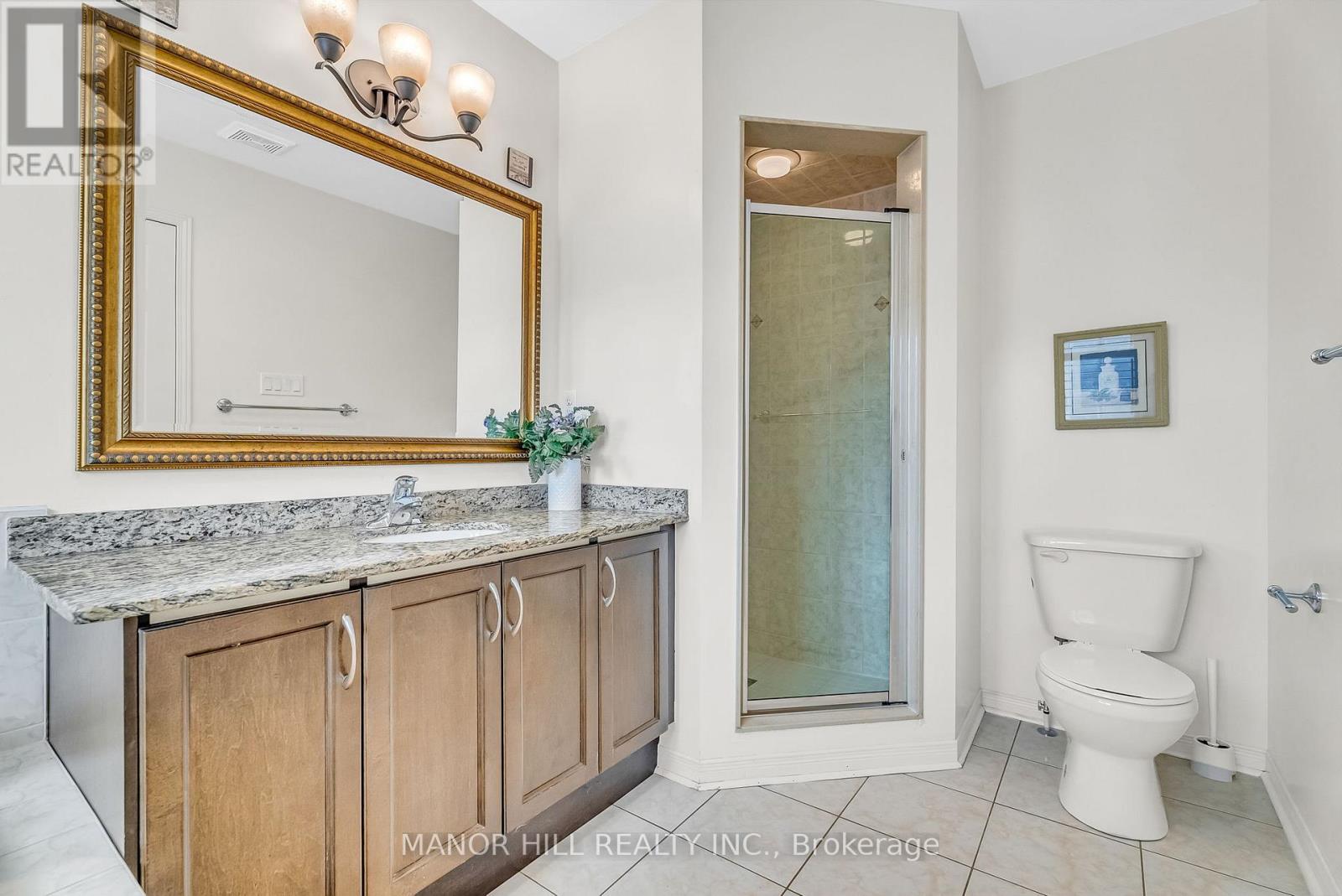 Single Family House for Sale in  BIG HILL CRESCENT Vaughan (Patterson) 