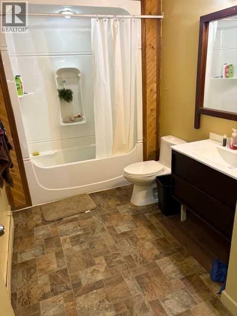 1-5, 4740 54 - Photo 4 of 6, Whitecourt, Alberta