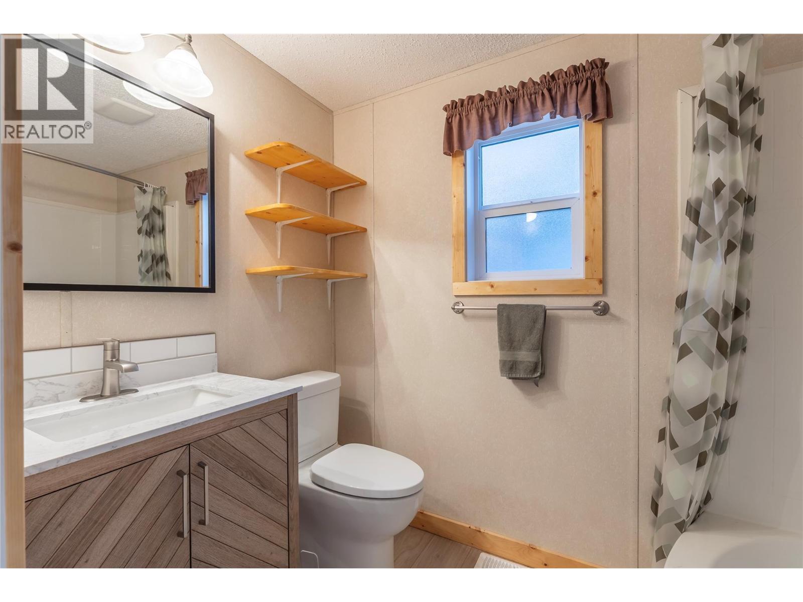 51 6588 97A Highway, Enderby