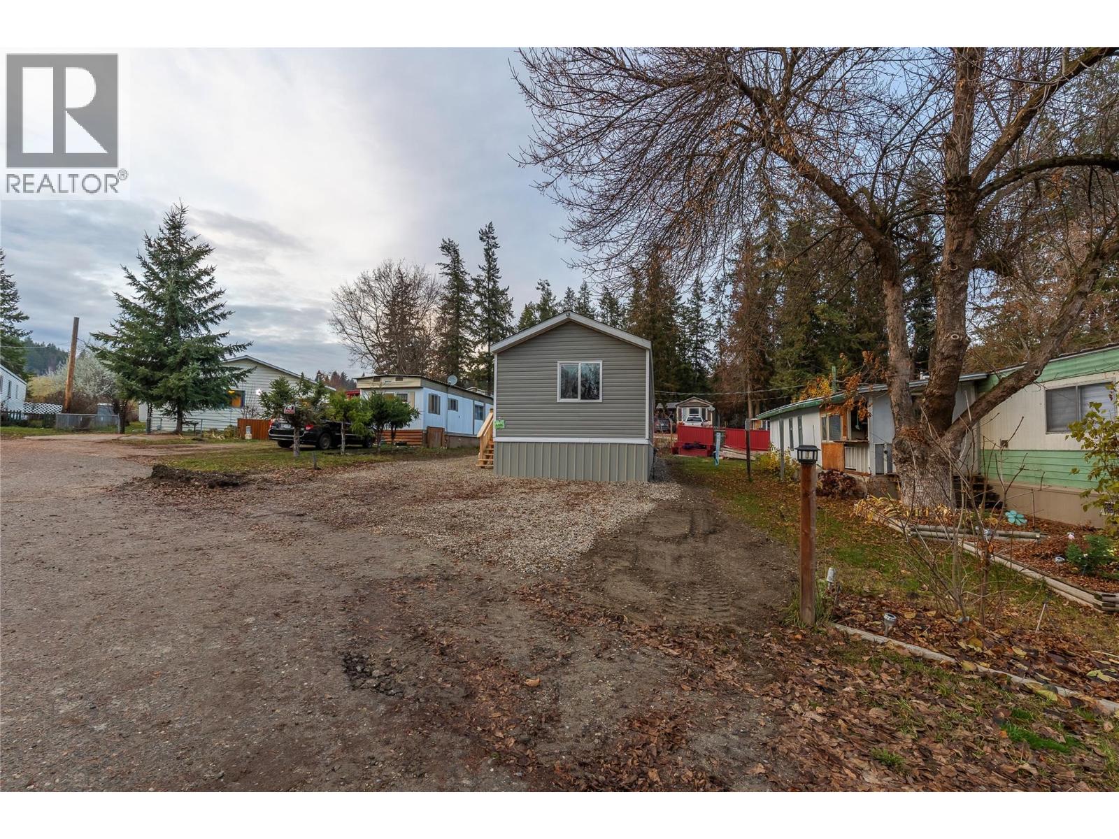 51 6588 97A Highway, Enderby