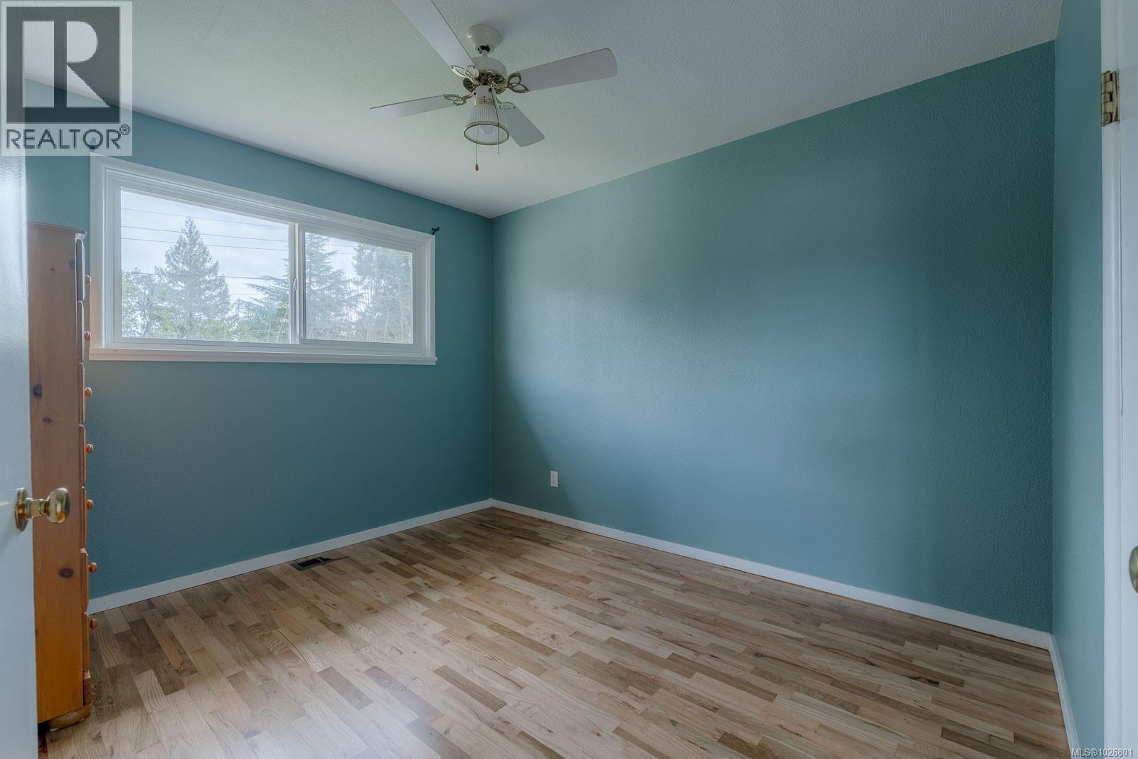 1986 Quadra Ave, Nanaimo