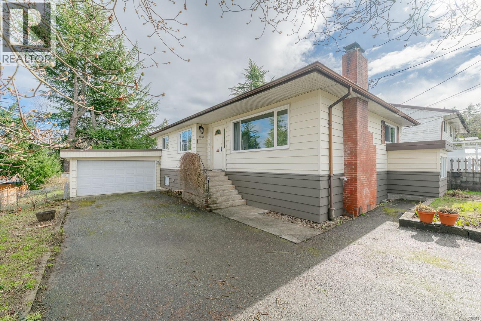 1986 Quadra Ave, Nanaimo