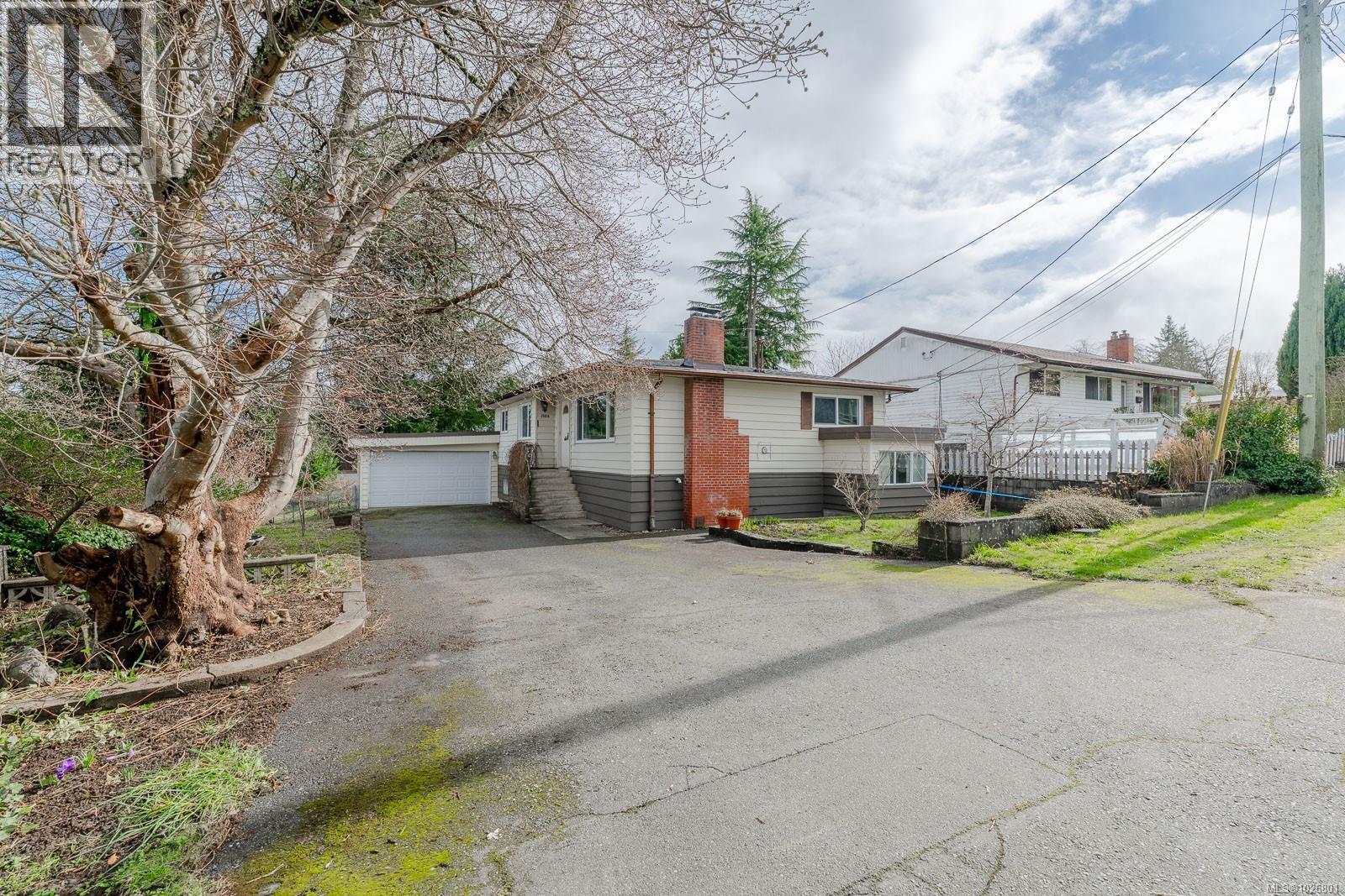 1986 Quadra Ave, Nanaimo