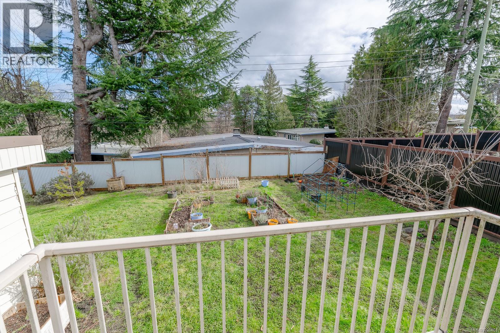 1986 Quadra Ave, Nanaimo