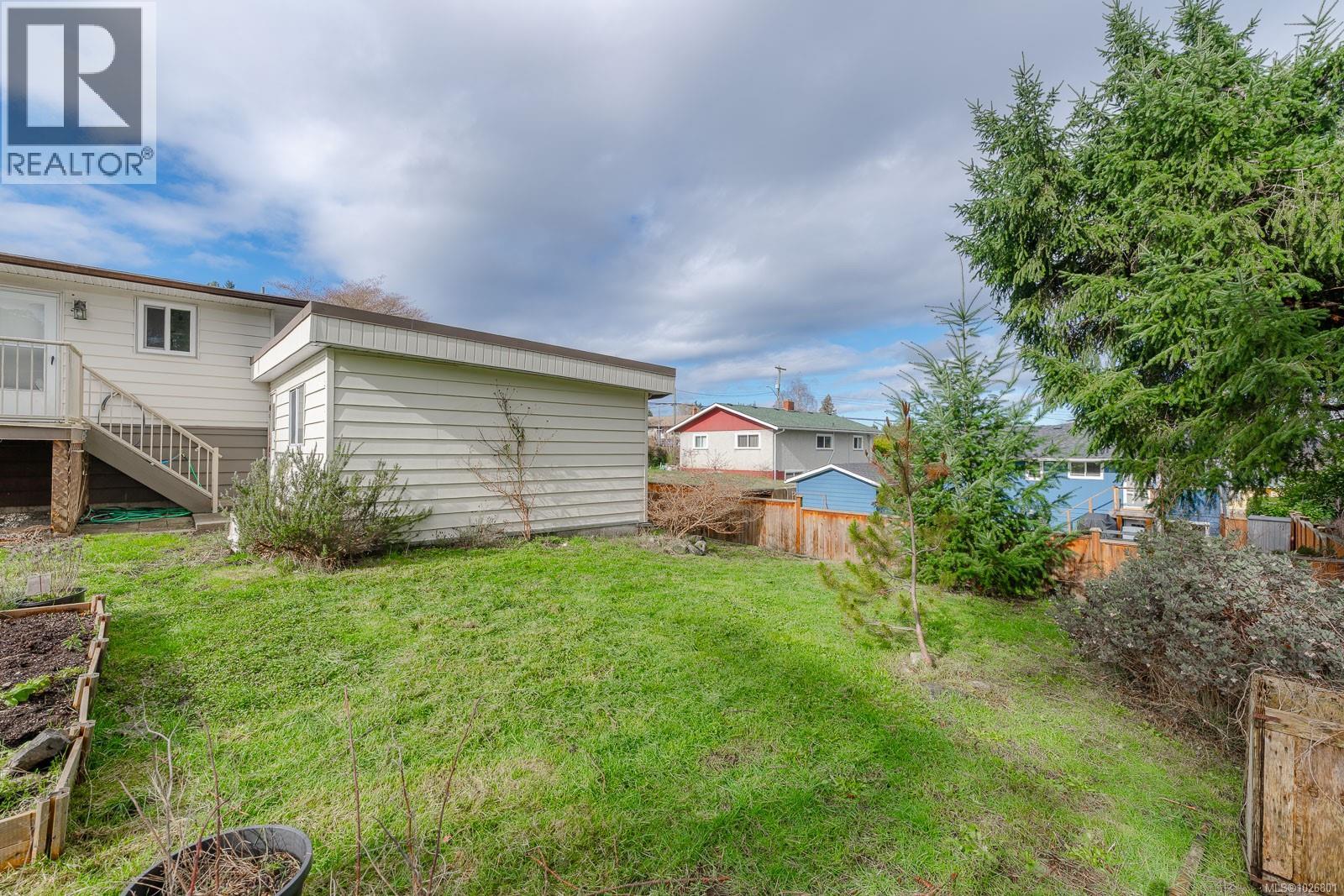 1986 Quadra Ave, Nanaimo