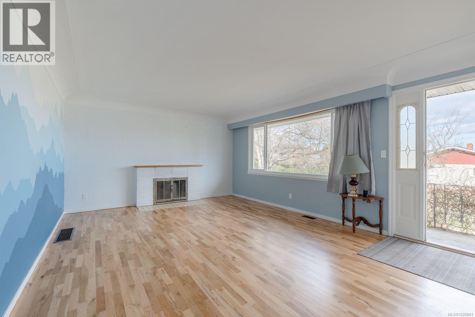 1986 Quadra Ave, Nanaimo