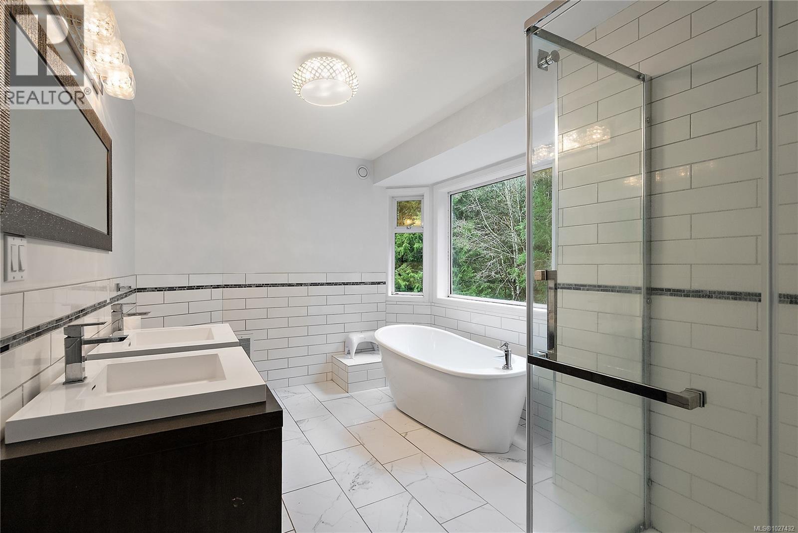 5805 East Sooke Rd, Sooke