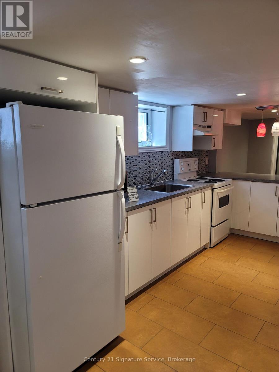 BASEMENT - 170 SCHELL AVENUE - Photo 4 of 25, Toronto (Briar Hill-Belgravia), Ontario