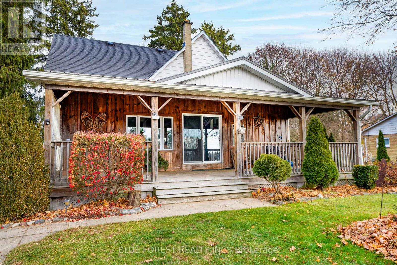 136 FURNIVAL ROAD Property Photo