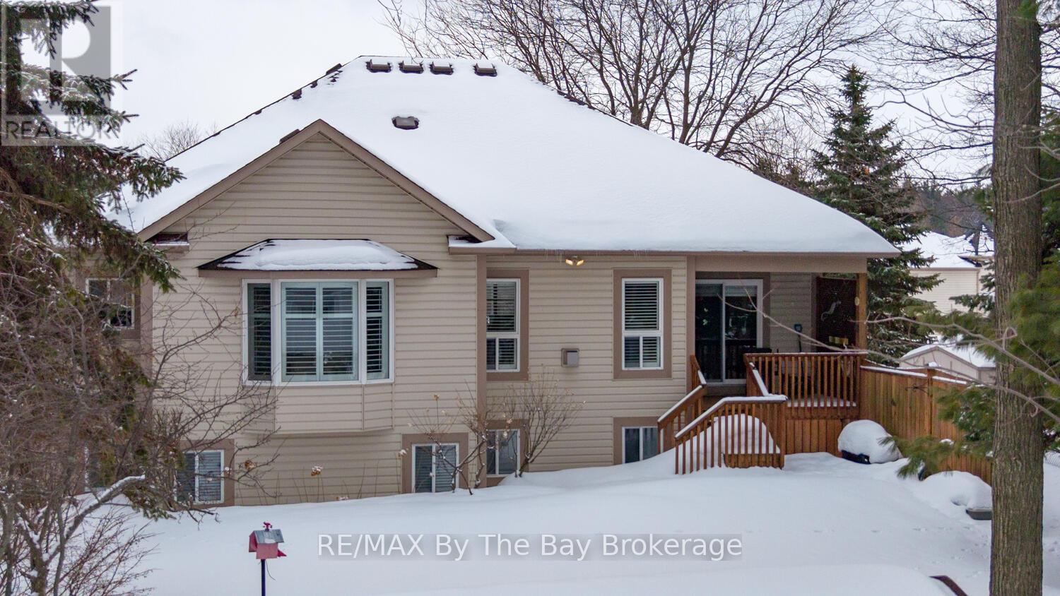 3 FOXWOOD CRESCENT - Photo 3 of 50, Wasaga Beach, Ontario