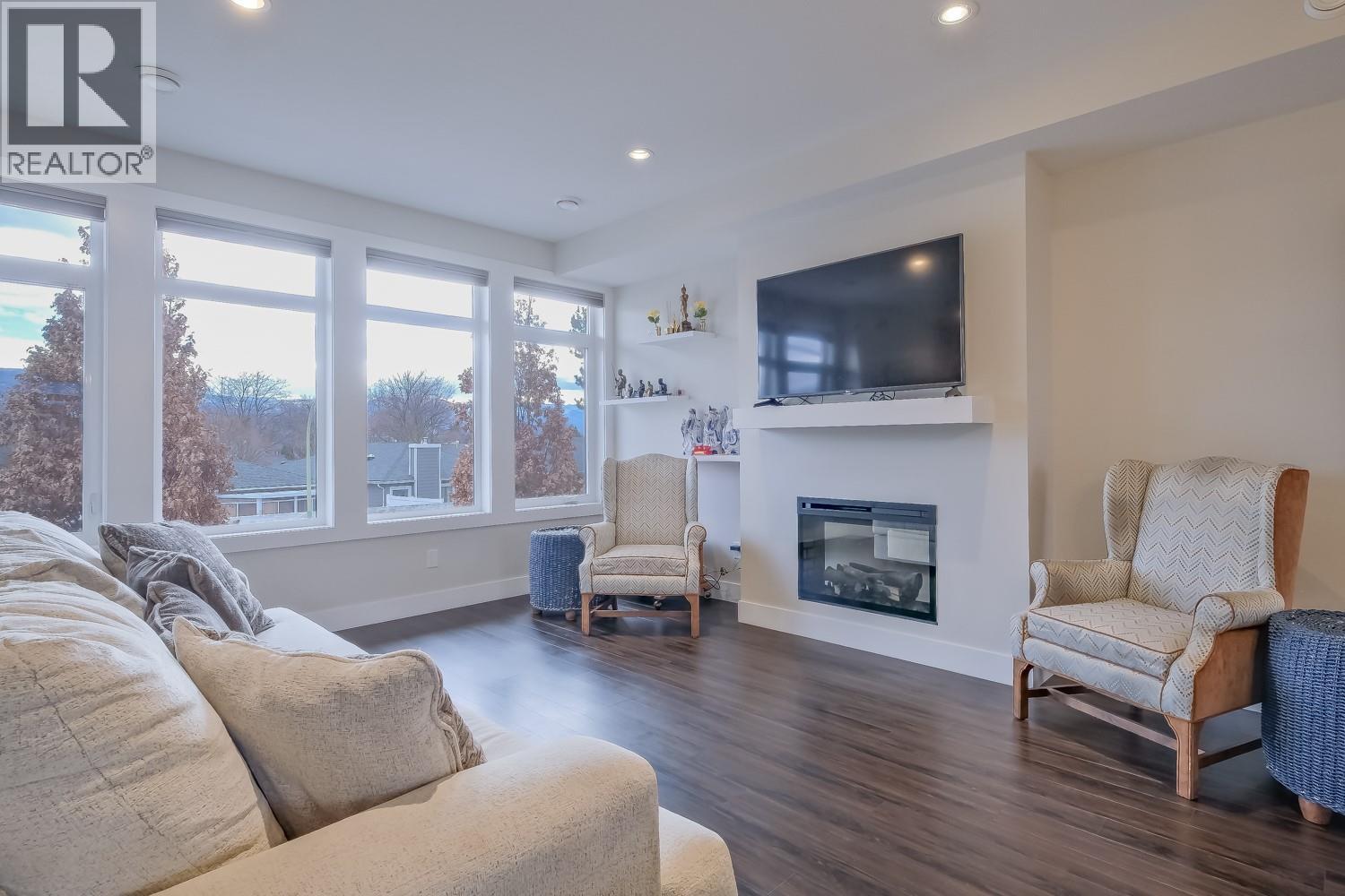 1102 Cameron Avenue Unit# 302, Kelowna