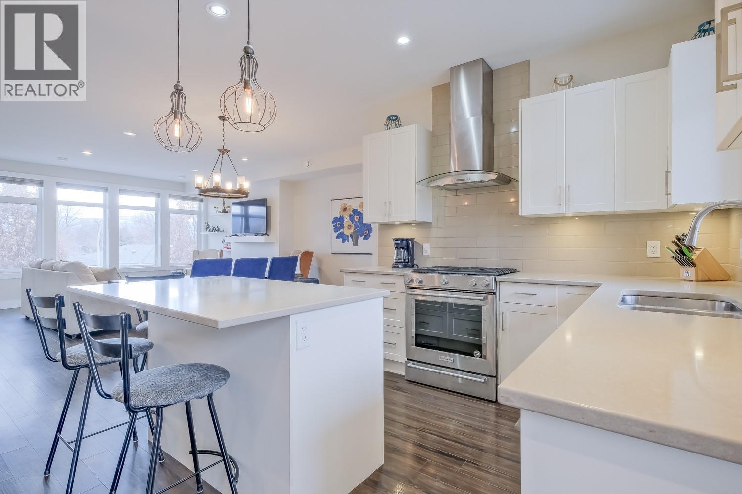 1102 Cameron Avenue Unit# 302, Kelowna