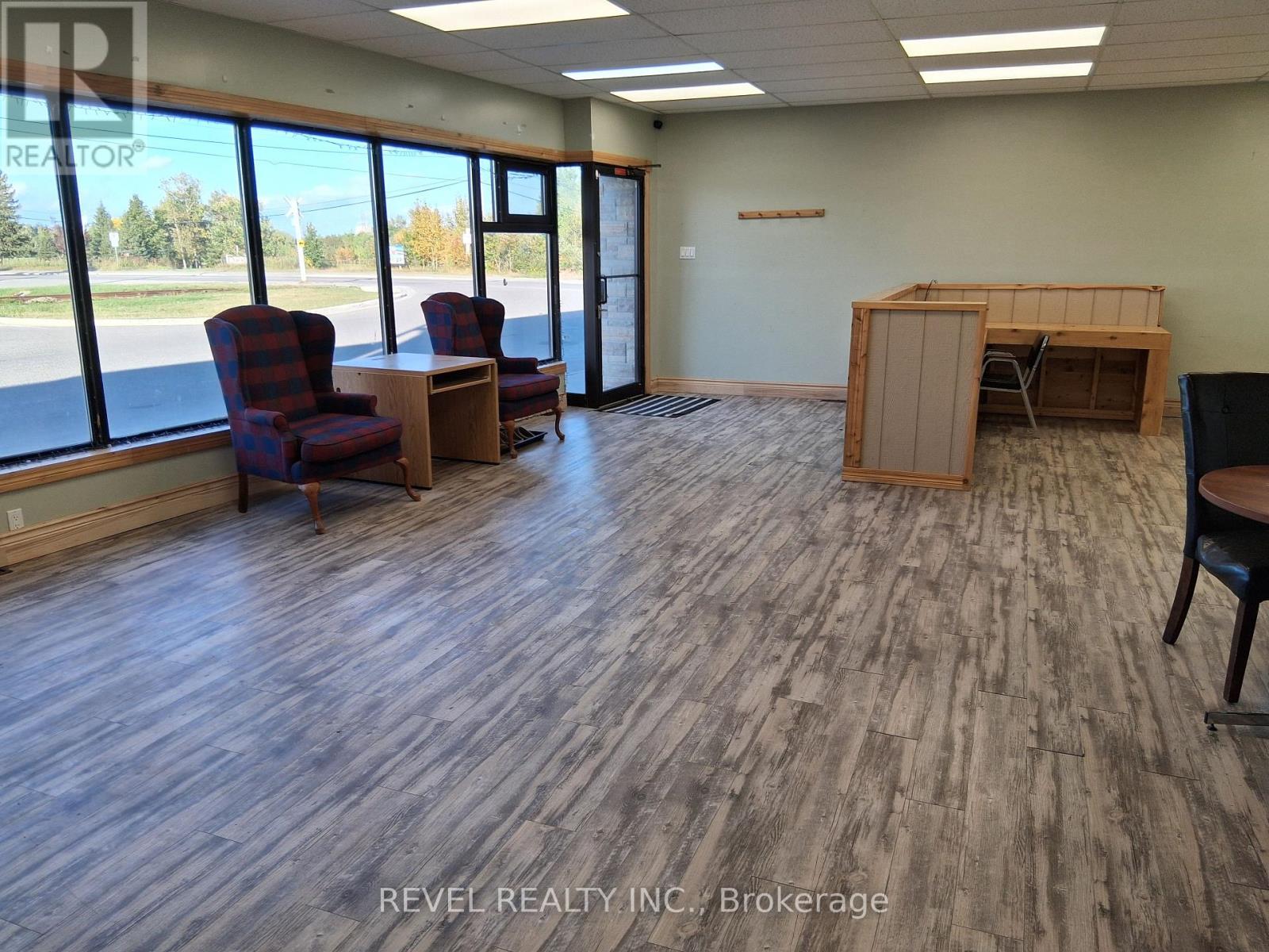 97 AMBRIDGE DRIVE - Photo 3 of 28, Iroquois Falls, Ontario