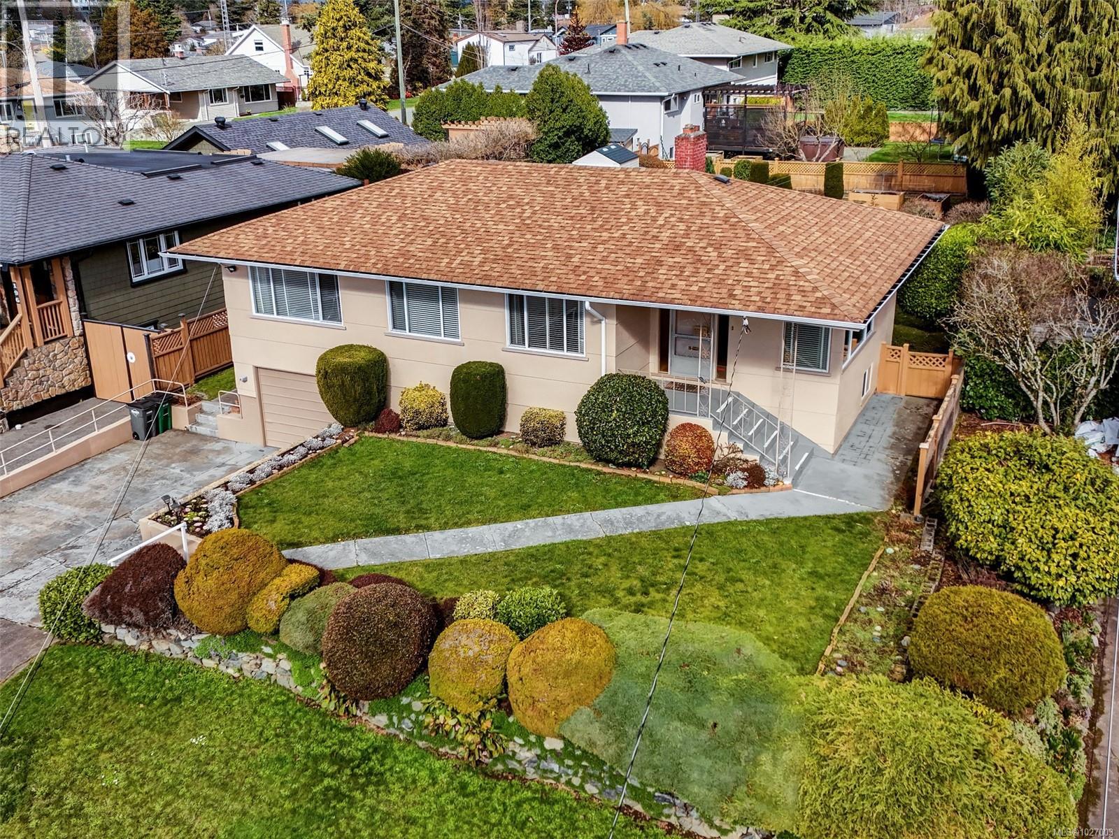  190 Homer Road, Saanich