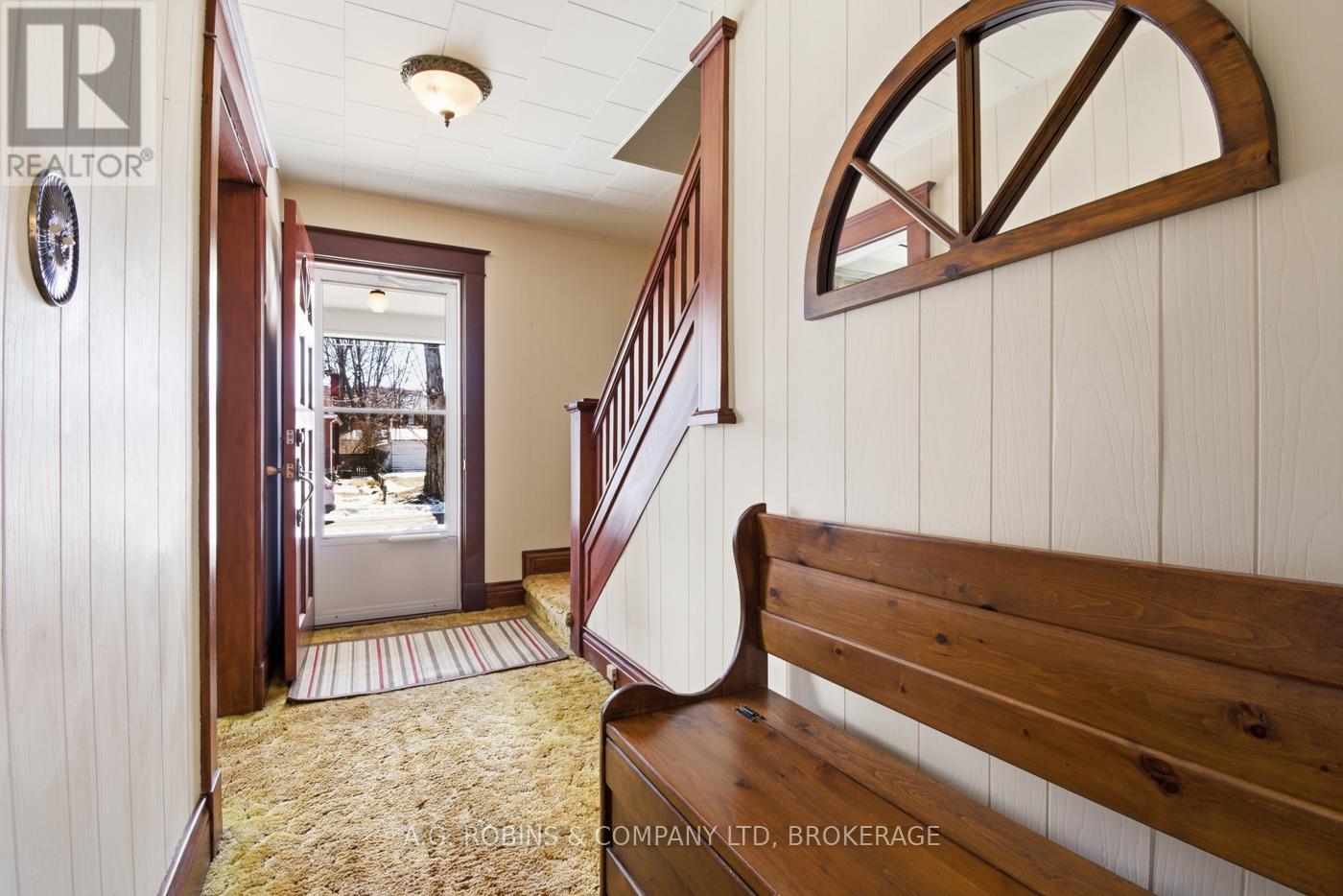 129 ADELAIDE STREET - Photo 3 of 46, Port Colborne (Sugarloaf), Ontario